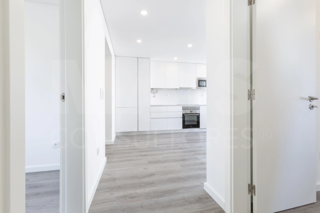 Apartamento T2 totalmente remodelado, Parque das Nações