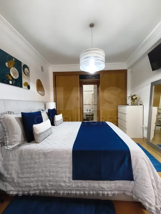 Apartamento T3 inserido em condomínio fechado no Porto Alto / Samora Correia