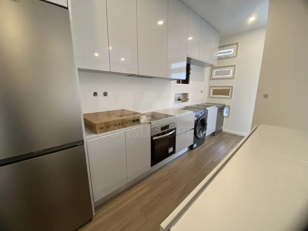 Apartamento T1+ 1 na Rinchoa
