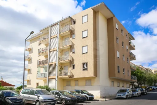 Apartamento T3 com box Póvoa de Santa Iria