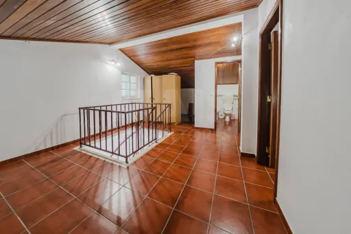 Moradia T3 com Logradouro