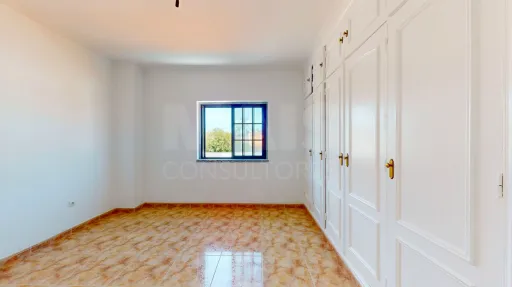 Moradia Isolada T3 com Jardim Privativo na Aroeira – Viva entre o Pinhal e o Mar