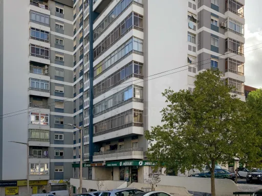 4-room apartment with elevator