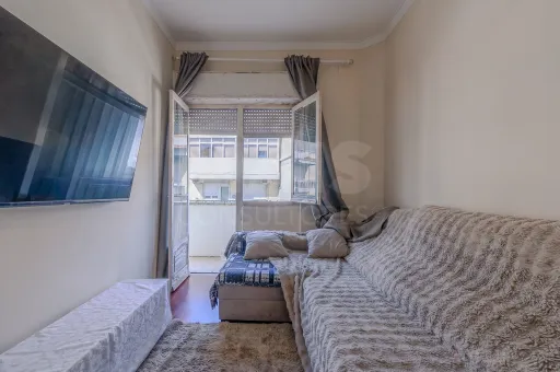 Apartamento T2 na Póvoa de Santo Adrião, Odivelas.
