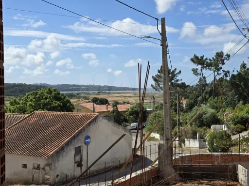 Moradia T3 com Piscina e Vista Mar e Lagoa de Óbidos