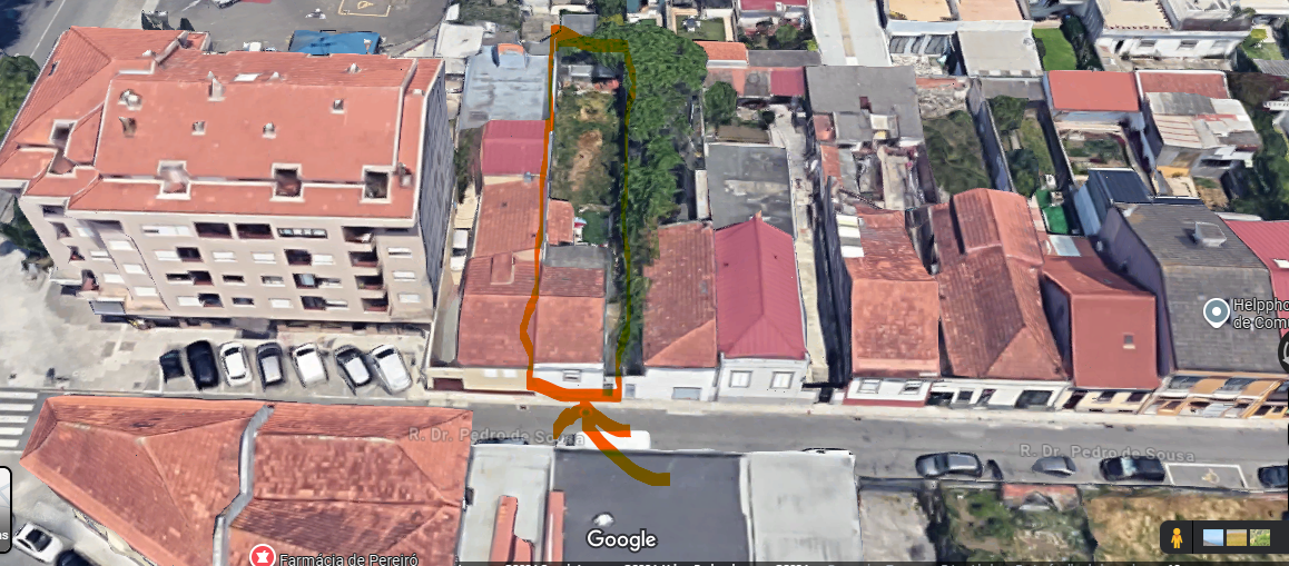 Moradia para remodelar em Ramalde (Pereiró) no Porto
