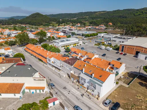 Moradia Geminada em Famalicão – Nazaré