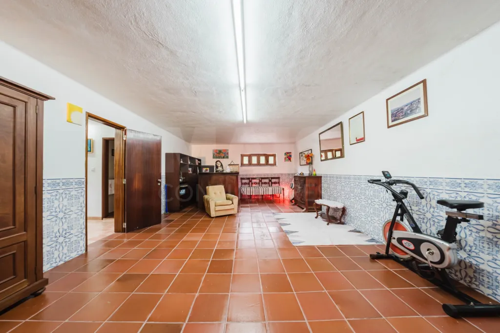 Moradia Isolada T7 no Bombarral | Espaço, Tranquilidade e Proximidade do Centro 🏡