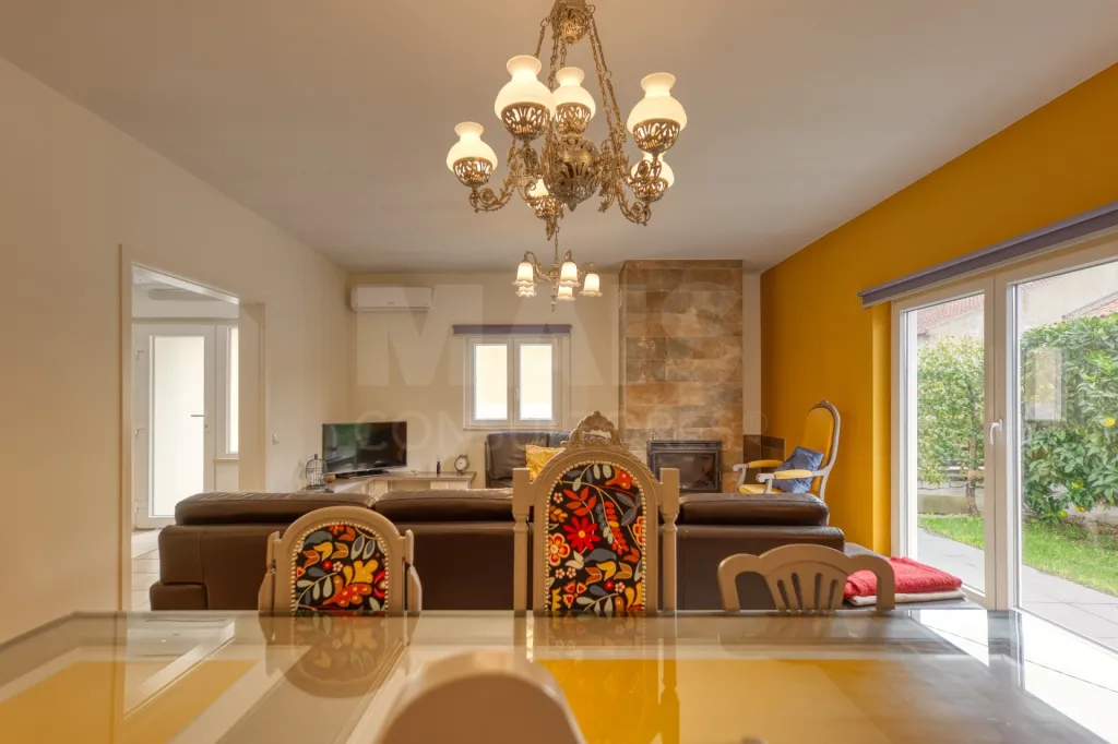 Moradia T3 Remodelada, Pronta a Habitar, com Ginásio, Anexo e Jardim