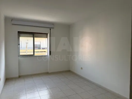 3-Bedroom Apartment | Balcony | Downtown Bombarral