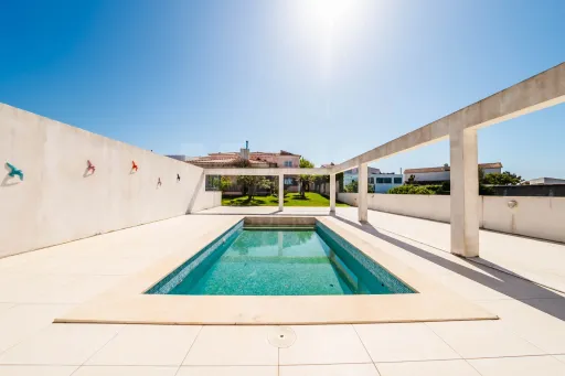 Moradia T5 em Lourinhã com Vista Mar, Piscina Aquecida e Jardim