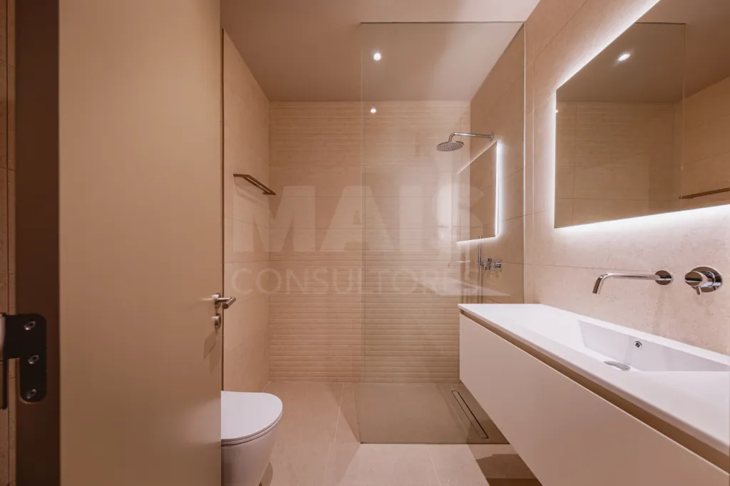 Moradia Geminada T3 Duplex – TownHouse