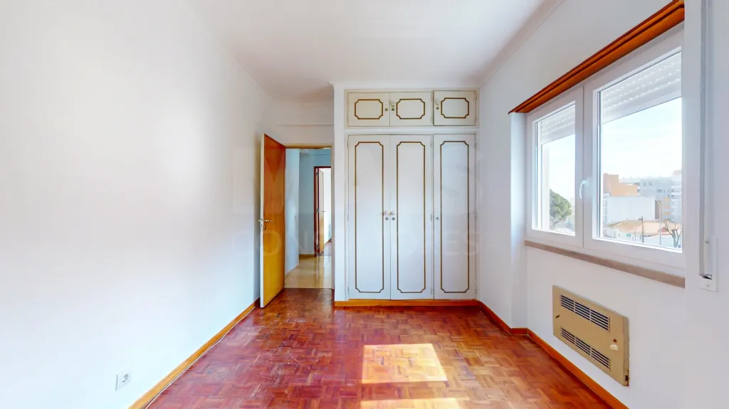 Apartamento T3 Remodelado no Centro de Oeiras | Elevador | 105 m² | Excelente Oportunidade