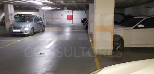 Lugar de Garagem - Entrecampos