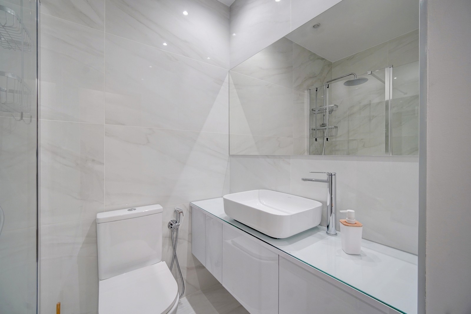 T4 em Queluz, TOTALMENTE Remodelado, com duas suítes