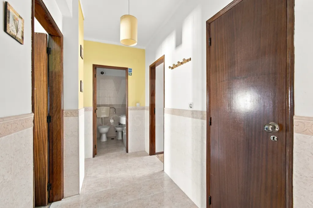 Apartamento T3 com suite e arrecadação em prédio com elevador