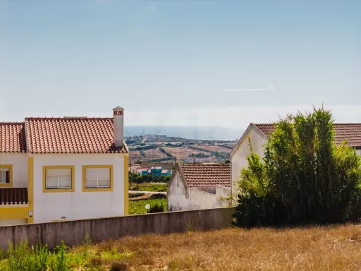 Moradia T2+2 com Terreno de quase 3000m2 Urbano