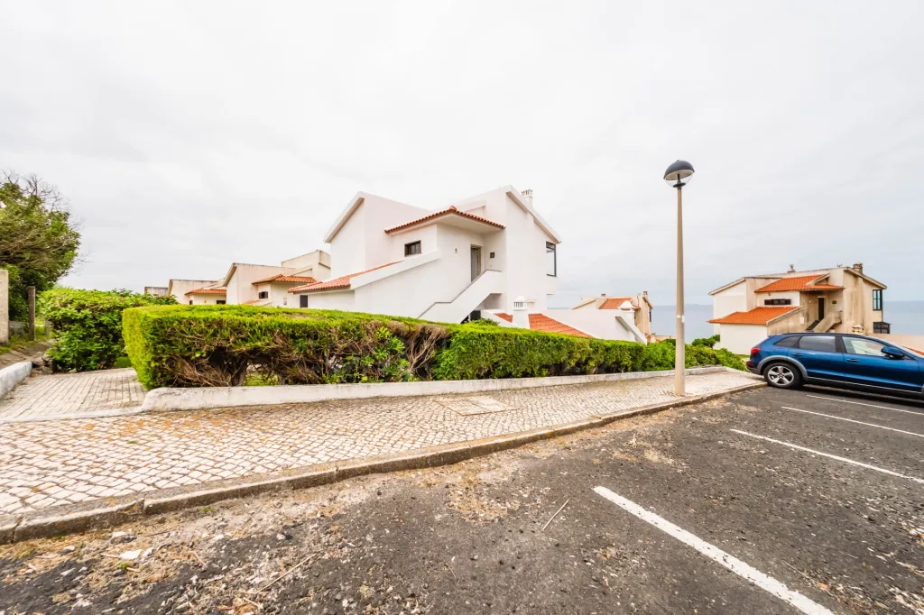 T2 Mobilado a Dois Passos da Praia com Vista Mar de Sonho