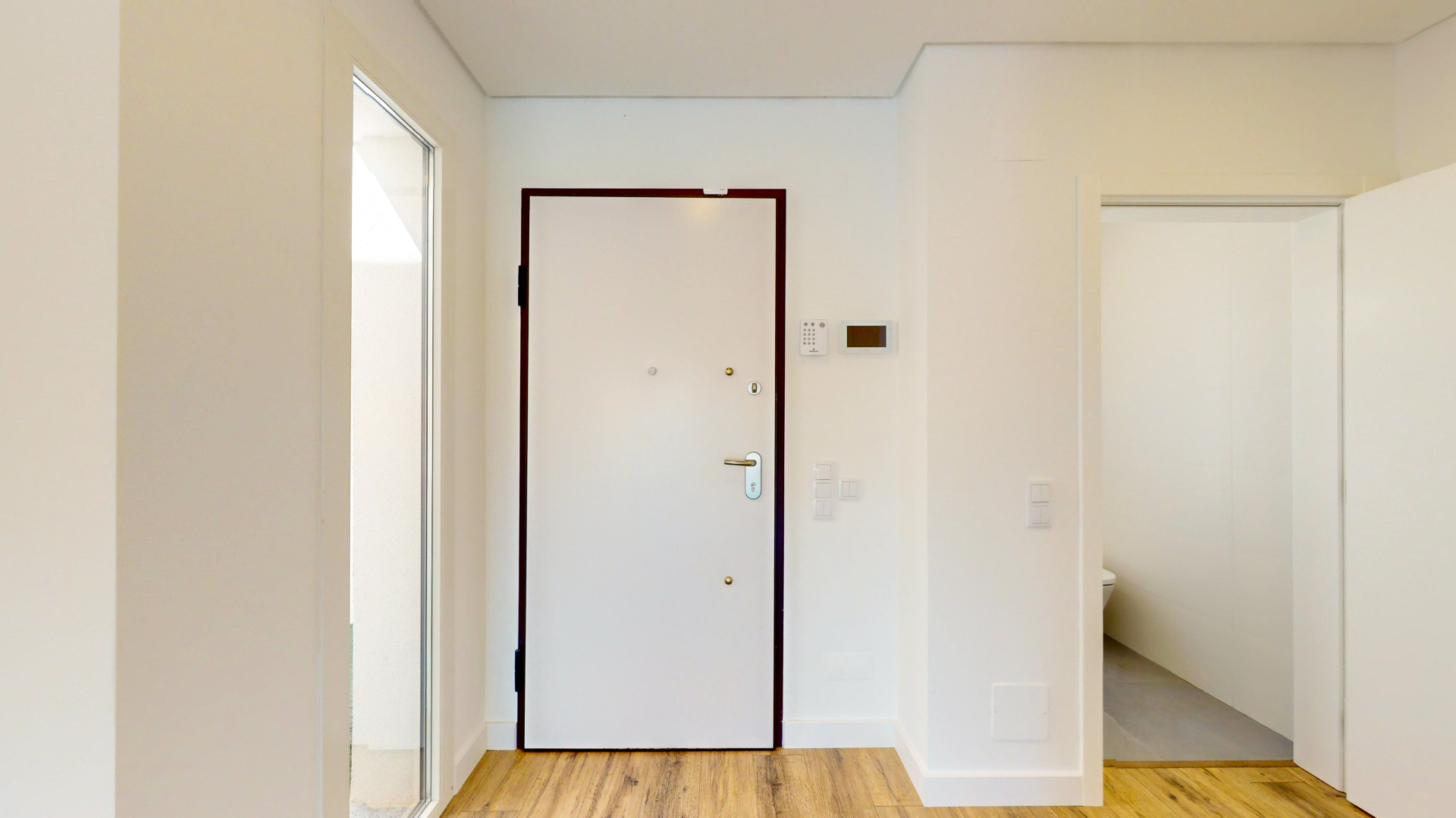 Moradias térreas T4 C\ 4 Suites e Piscina