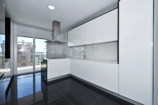 T3 Duplex Novo com Box para 2 carros e Terraço | Colinas do Cruzeiro, Odivelas