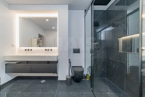Renovated 4-Bedroom Apartment | 210 m² | Parking and Storage