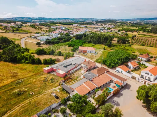 Terreno Urbanizável com Vista Serra | Brejo, Estorninho - Bombarral