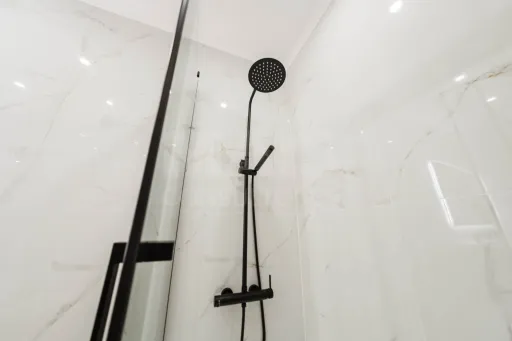 Moradia Geminada T3, Totalmente Remodelada
