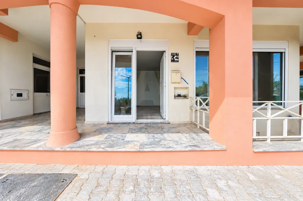 Apartamento T1+1 Renovado com Terraço, Conforto e Qualidade | Peniche