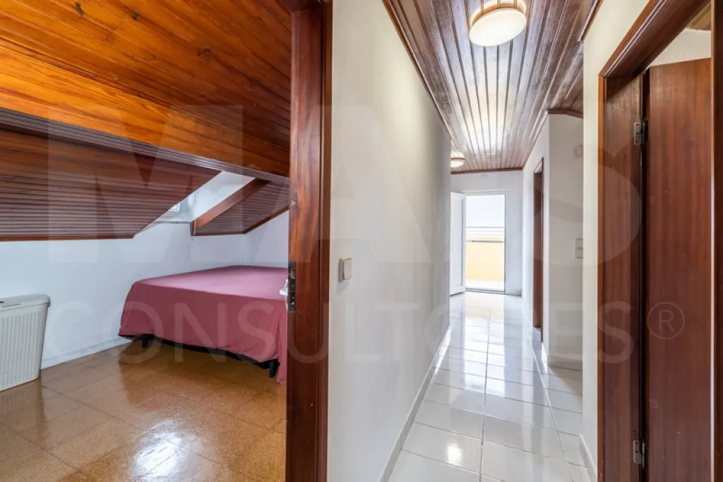 Moradia T2 + 2 Remodelada | Conforto, Espaço e Tranquilidade a Poucos Minutos da Cidade