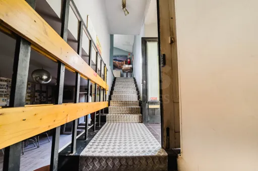 Imóvel Comercial no Centro de Peniche com Possibilidade de Conversão em Habitação