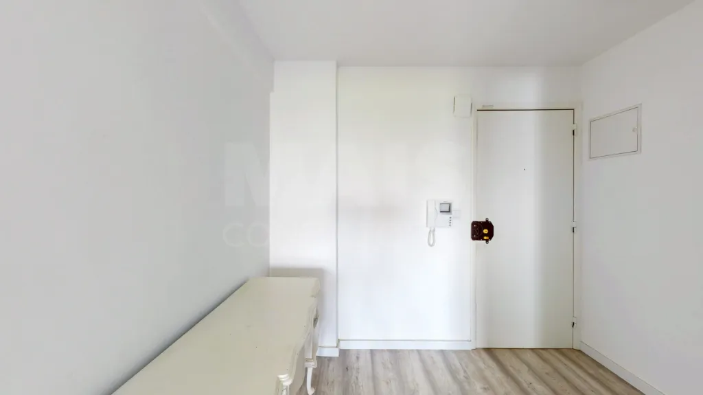 2-bedr. apartment with suite, very central in Odivelas