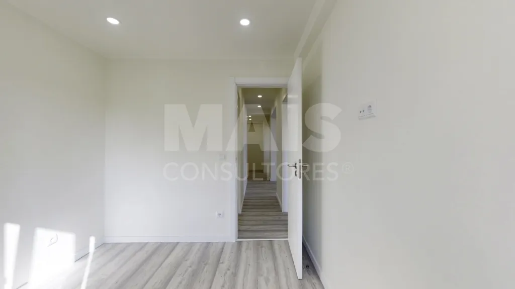 Apartamento T2+1 em Castanhera do Ribatejo