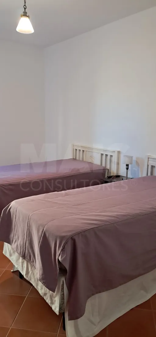 Moradia V2+1 isolada em Sítio das Lombas
