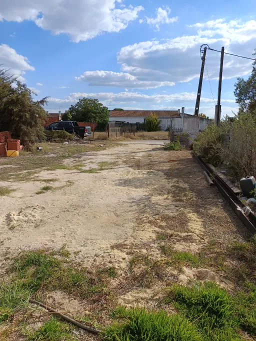 Oportunidade de negócio Moradia T2+1 em fase de acabamentos em terreno 614m2