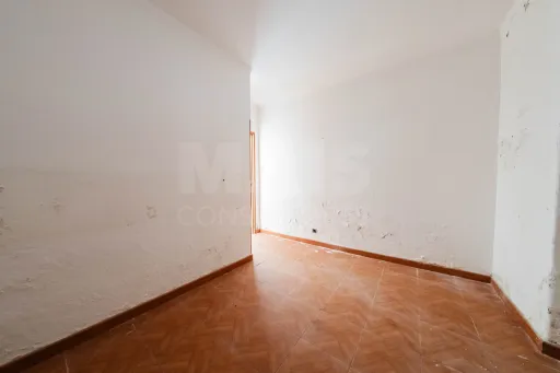 Moradia com 1.040 m² de Terreno no Seixal, Lourinhã