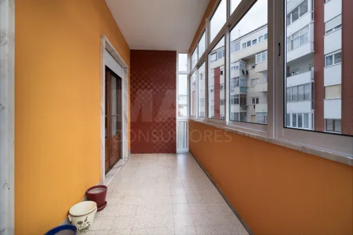 Apartamento T4  em paço de Arcos