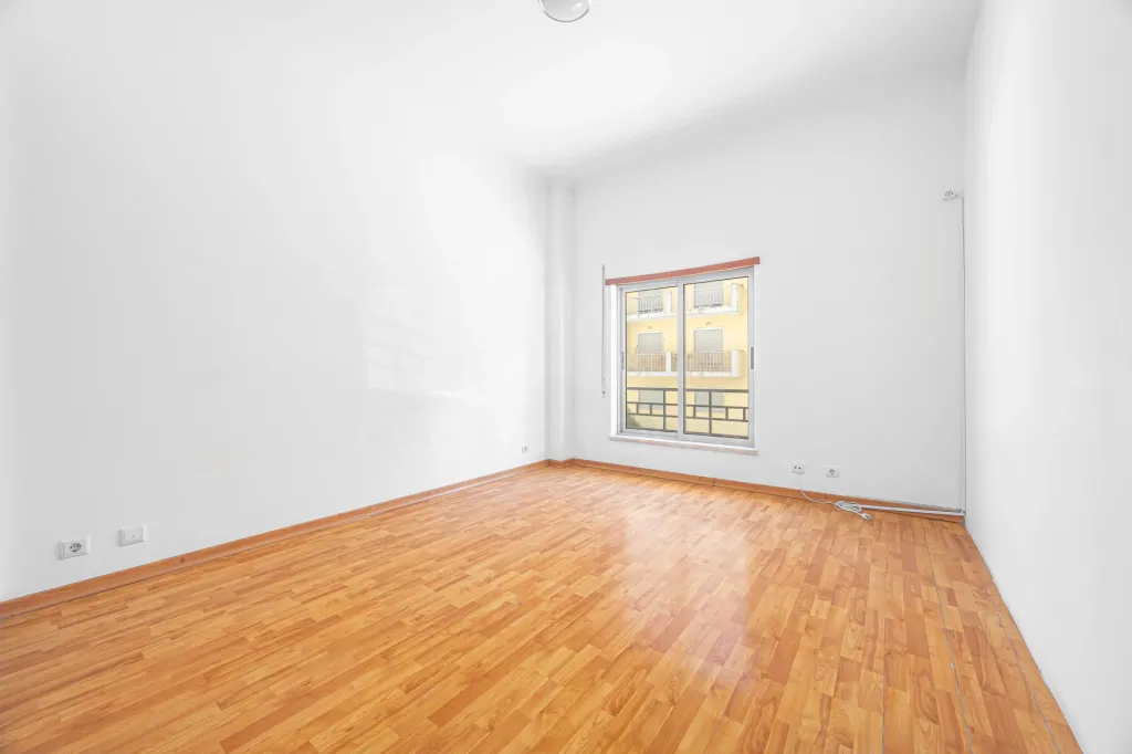 Atelier com 70m2 | Quinta do Barnabé, Alenquer