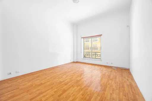 Atelier com 70m2 | Quinta do Barnabé, Alenquer