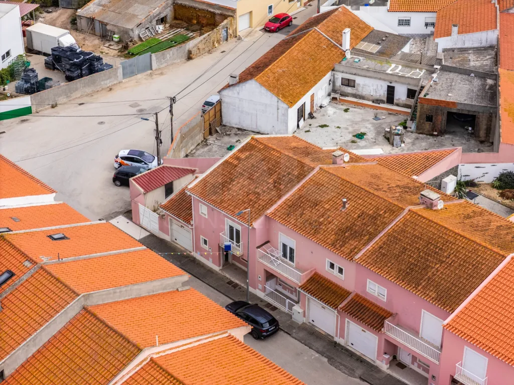 Moradia T3 no Casal Moinho – a 5 minutos a pé da Praia dos Supertubos!