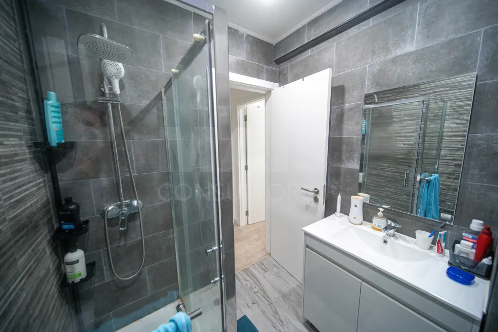 Apartamento T2+1 Remodelado na Póvoa de Santa Iria – Oportunidade Exclusiva com Permuta