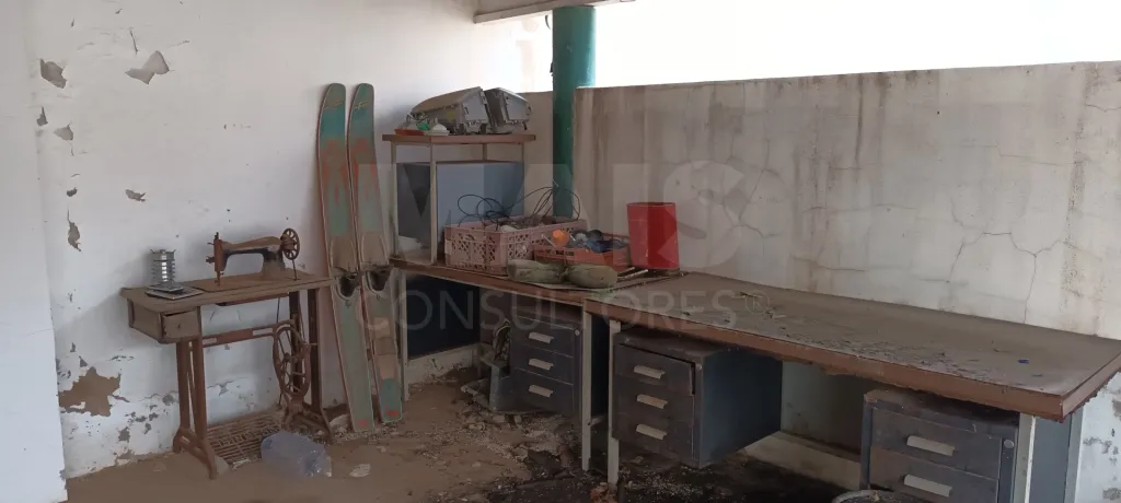 Terreno Urbano c/projecto de construção
