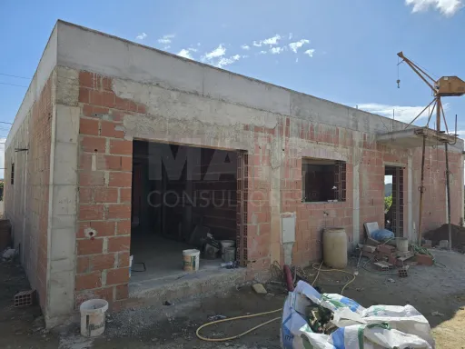 Moradia T3 com Piscina e Vista Mar e Lagoa de Óbidos
