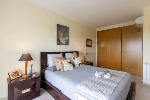 Moradia T4 de luxo no Barrocalvo, Carvalhal, Bombarral