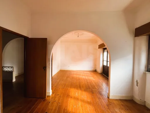 Apartamento com terraço no centro de Samora Correia