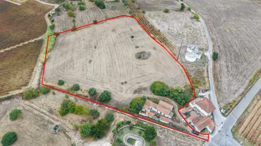 “A sua Quinta de Sonho a 5 min de Alenquer – Moradia, Terreno e Vista Única”