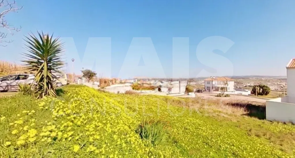 Lote Terreno Urbano, Construção Moradia em Banda