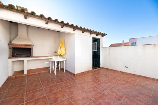 Moradia T5 em Salvaterra de Magos com terraço