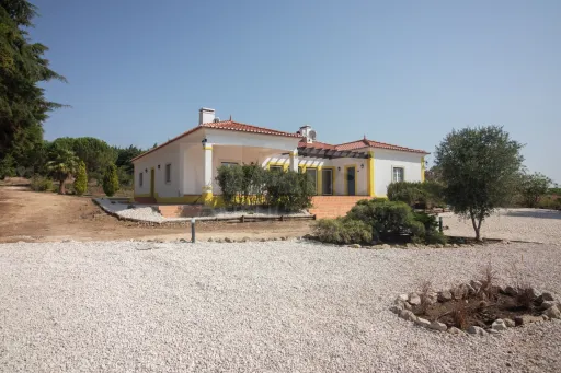 🏡 Quinta com Moradia T3 +1 em Aldeia Gavinha