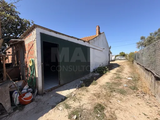 Moradia para reabilitação nos Foros da Charneca