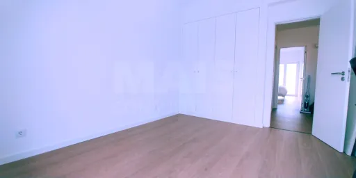 Apartamento T2 em Benfica